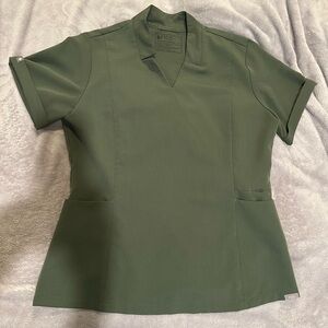 Figs Inala Slim Scrub Top